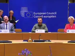 鸿蒙座舱即将迎来原生大升级，智能出行新篇章开启