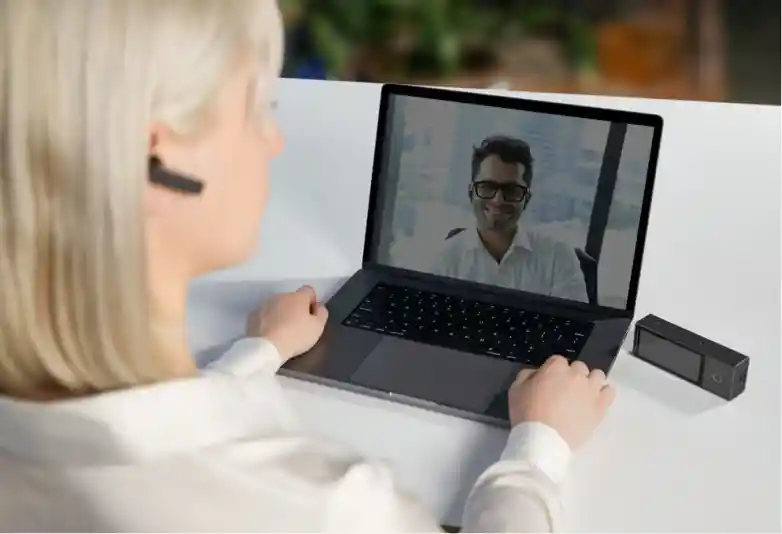 时空壶X1颠覆同传体验,引领智能翻译新纪元